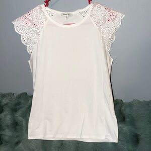 Elegant White Eyelet Sleeve Top Small
